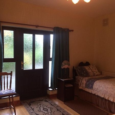 Palm Grove B&B Кашел Екстериор снимка